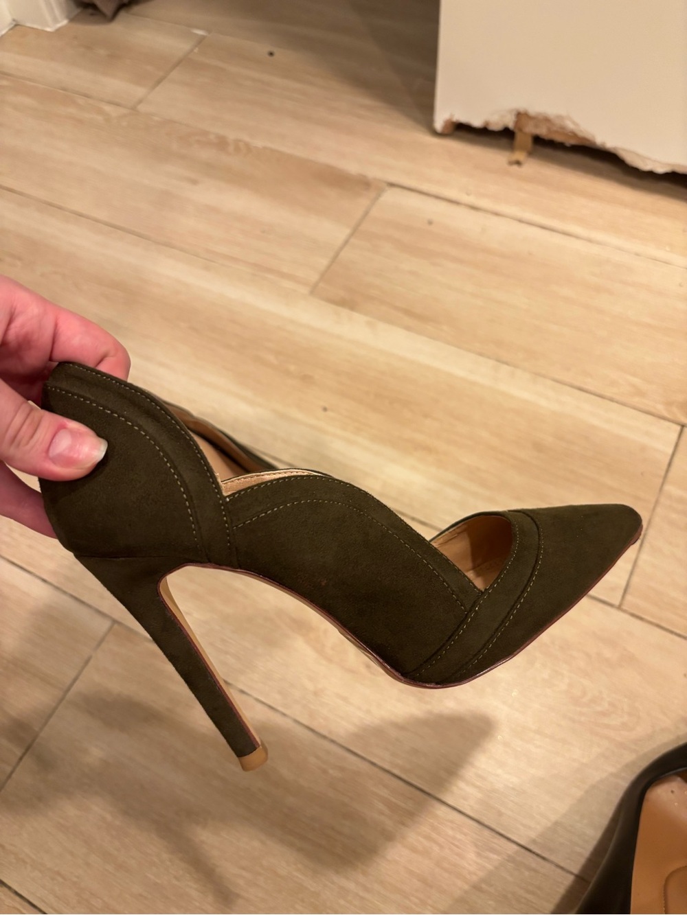 Olive Suede Scalloped Pointed-Toe Stiletto Heel